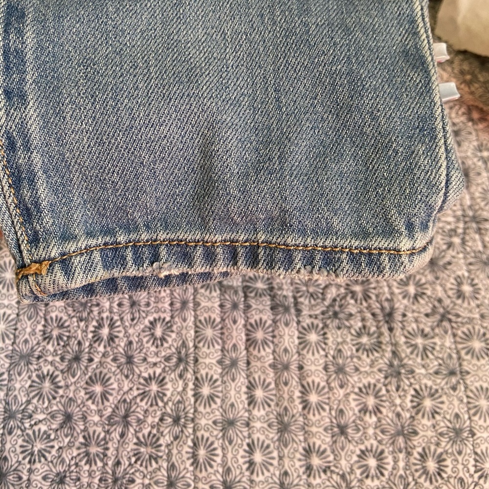American Eagle boyfriend jeans - Picture 6 of 8